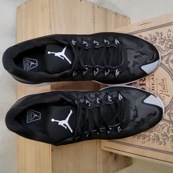 Jordan Flight Runner 2 Mens Black/White Running Shoes Sneaker 715572-005 Sz 13 - Picture 3 of 6